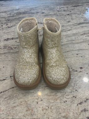 Cat & Jack Gold Glitter Boots